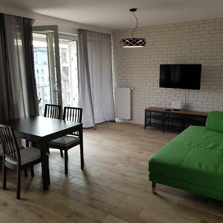 Oisin Wroclaw Apartment Bagian luar foto