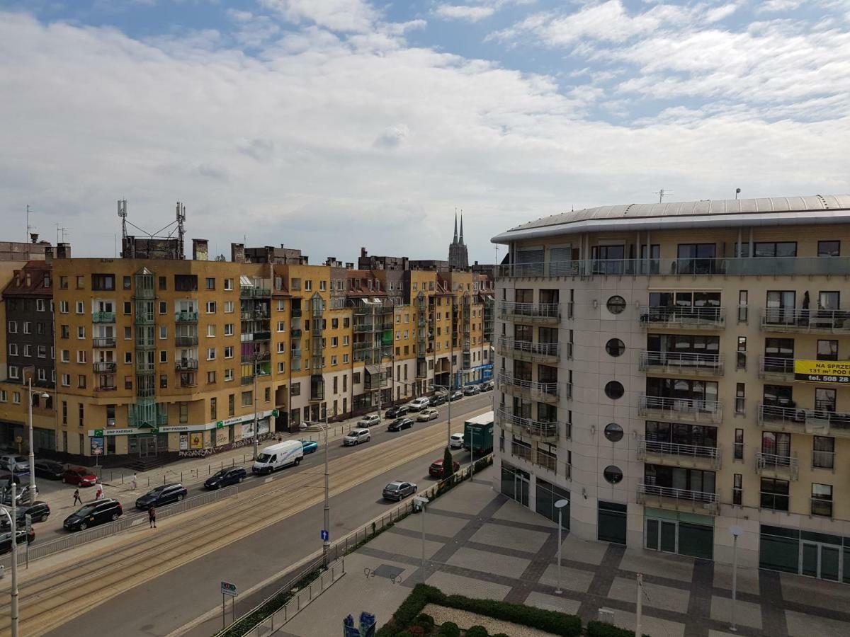 Oisin Wroclaw Apartment Bagian luar foto